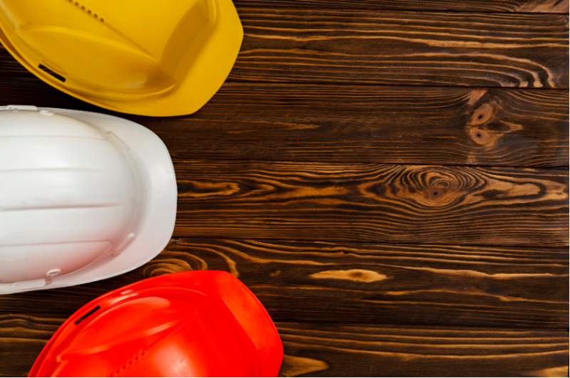 В чем различия между касками и каскетками