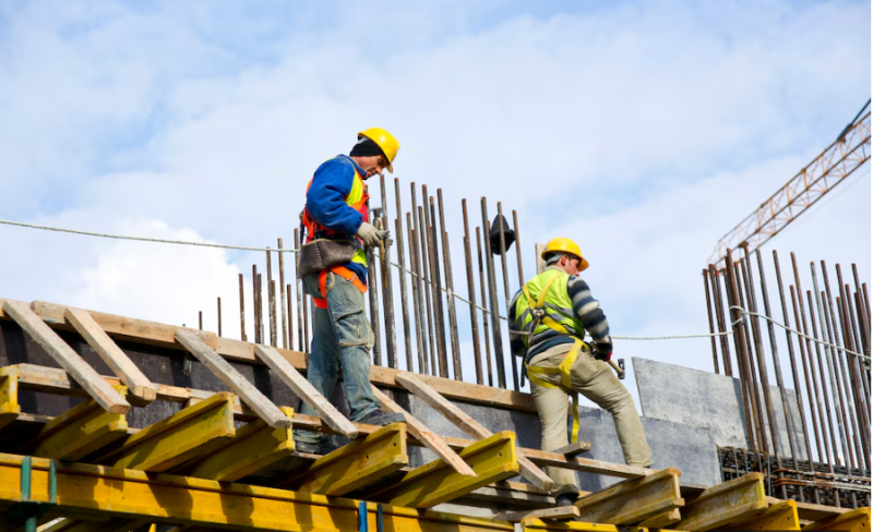 Ошибки при использовании строп, которые приводят к травмам: как их избежать